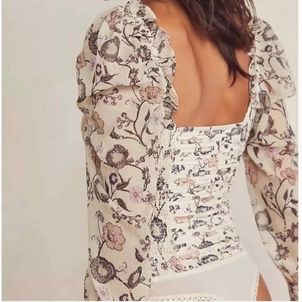 NWT Free People Brunch Date Floral Bodysuit sz XS - Picture 2 of 13
